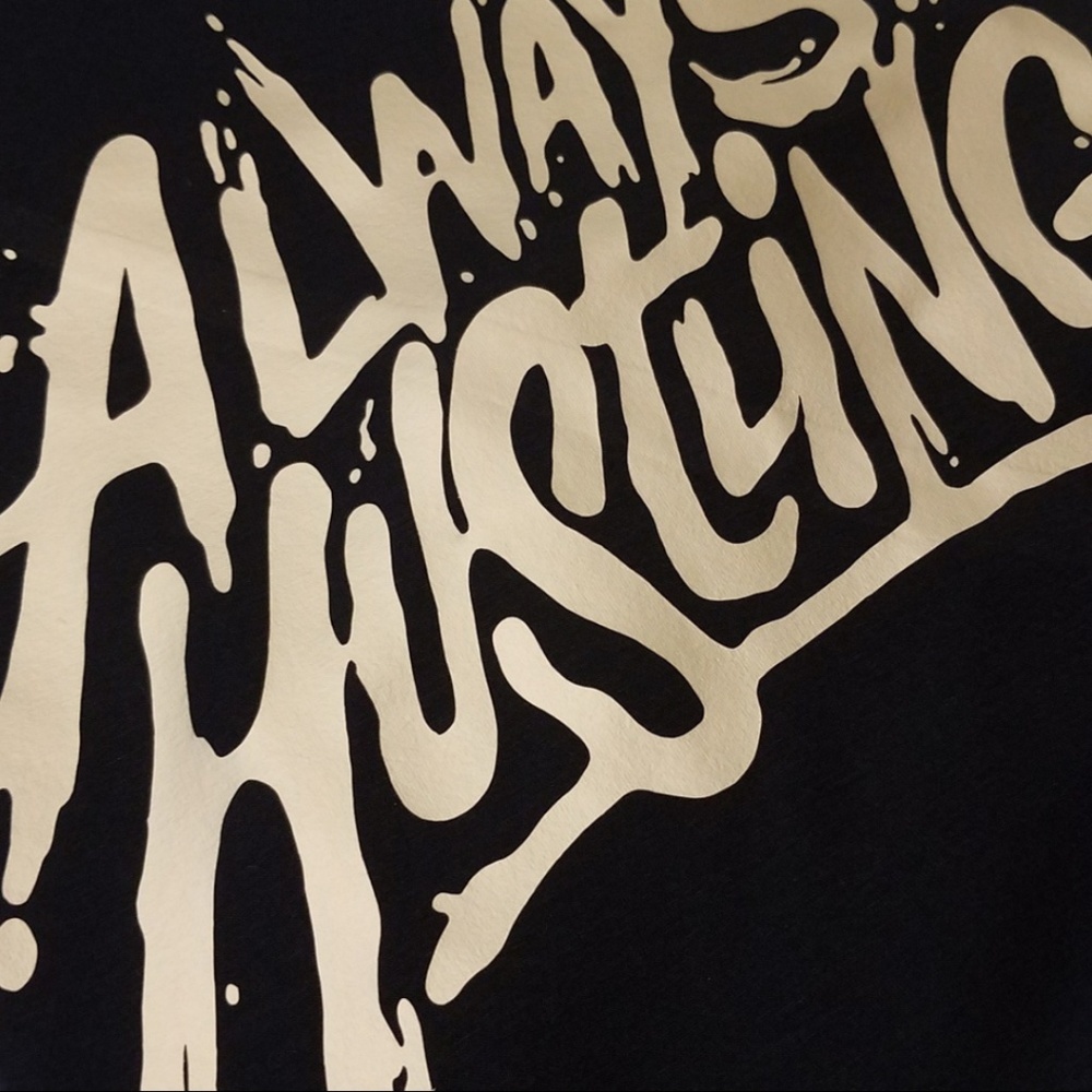Always Hustling tee😍!! - Picture 3 of 3